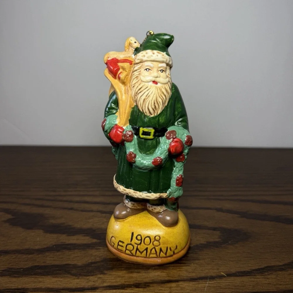 Vintage Santa From Around The World Collection Lot Of 5 Ceramic Figurines 5